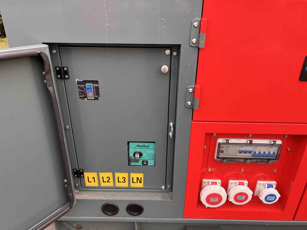 BAUER GFS 50 kW generator 62.5 KVA - Generator set: picture 2 BAUER GFS 50 kW generator 62.5 KVA - Generator set: picture 2