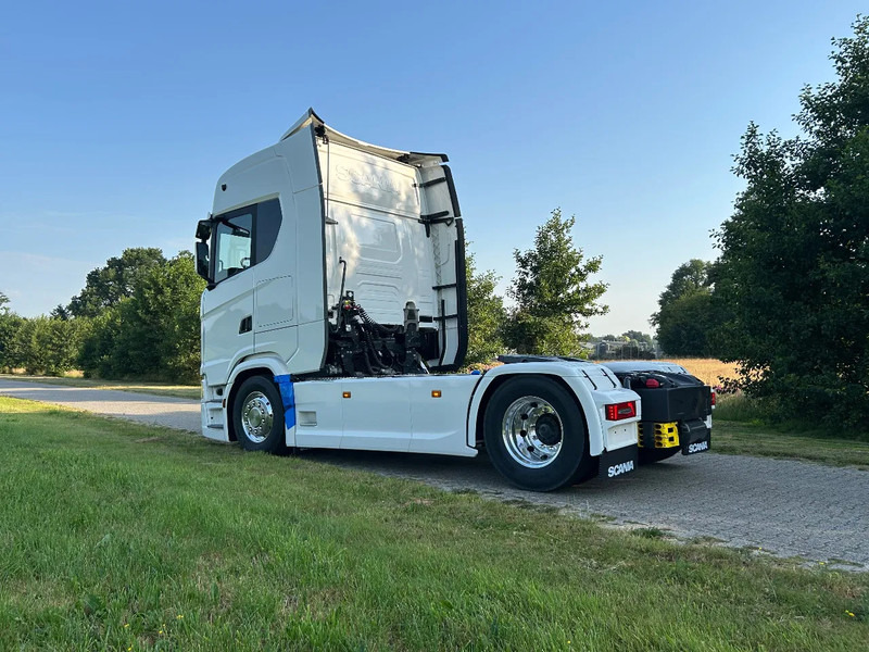 Scania S500 NGS | 4x2 NB | 4 BALOON SUSP. | PARK-COOLER | RETARDER | FULL-AIR | PTO PREP. | ACC | - Tractor unit: picture 3 Scania S500 NGS | 4x2 NB | 4 BALOON SUSP. | PARK-COOLER | RETARDER | FULL-AIR | PTO PREP. | ACC | - Tractor unit: picture 3