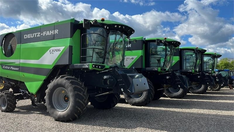 Deutz-fahr C7206 With 24feed - 7.2m header. New and unused Co - Combine harvester: picture 3 Deutz-fahr C7206 With 24feed - 7.2m header. New and unused Co - Combine harvester: picture 3