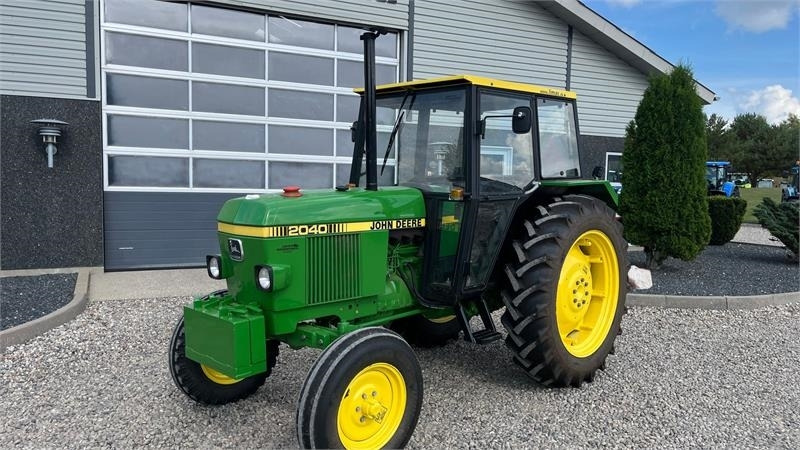 John Deere 2040 Med nye dæk hele vejen rundt - Farm tractor: picture 2 John Deere 2040 Med nye dæk hele vejen rundt - Farm tractor: picture 2