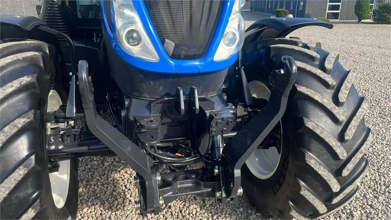 New Holland T6.165 AutoCommannd med frontlift - Farm tractor: picture 4 New Holland T6.165 AutoCommannd med frontlift - Farm tractor: picture 4