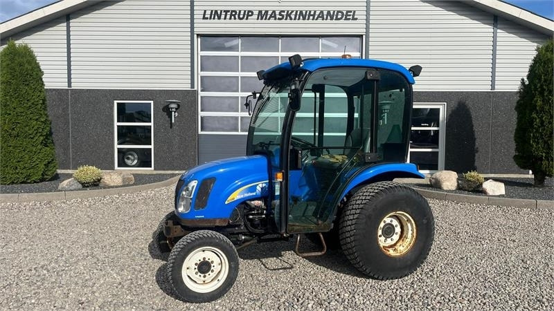 New Holland TC35DA Hydrostat - Farm tractor: picture 1 New Holland TC35DA Hydrostat - Farm tractor: picture 1