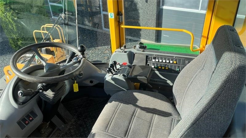 Volvo L70E Med hurtigskift og centralsmørring  - Wheel loader: picture 4 Volvo L70E Med hurtigskift og centralsmørring  - Wheel loader: picture 4