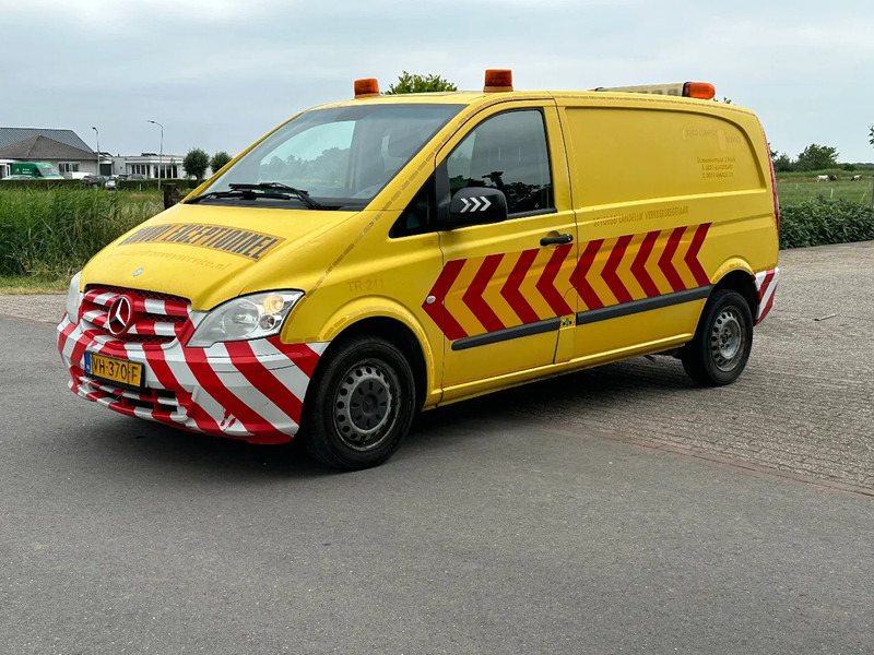 Mercedes-Benz Vito 113 CDI AUTOMAAT!!CONVOI EXCEPTIONNEL!!BEGELEIDINGSWAGEN!! - Small van: picture 3 Mercedes-Benz Vito 113 CDI AUTOMAAT!!CONVOI EXCEPTIONNEL!!BEGELEIDINGSWAGEN!! - Small van: picture 3