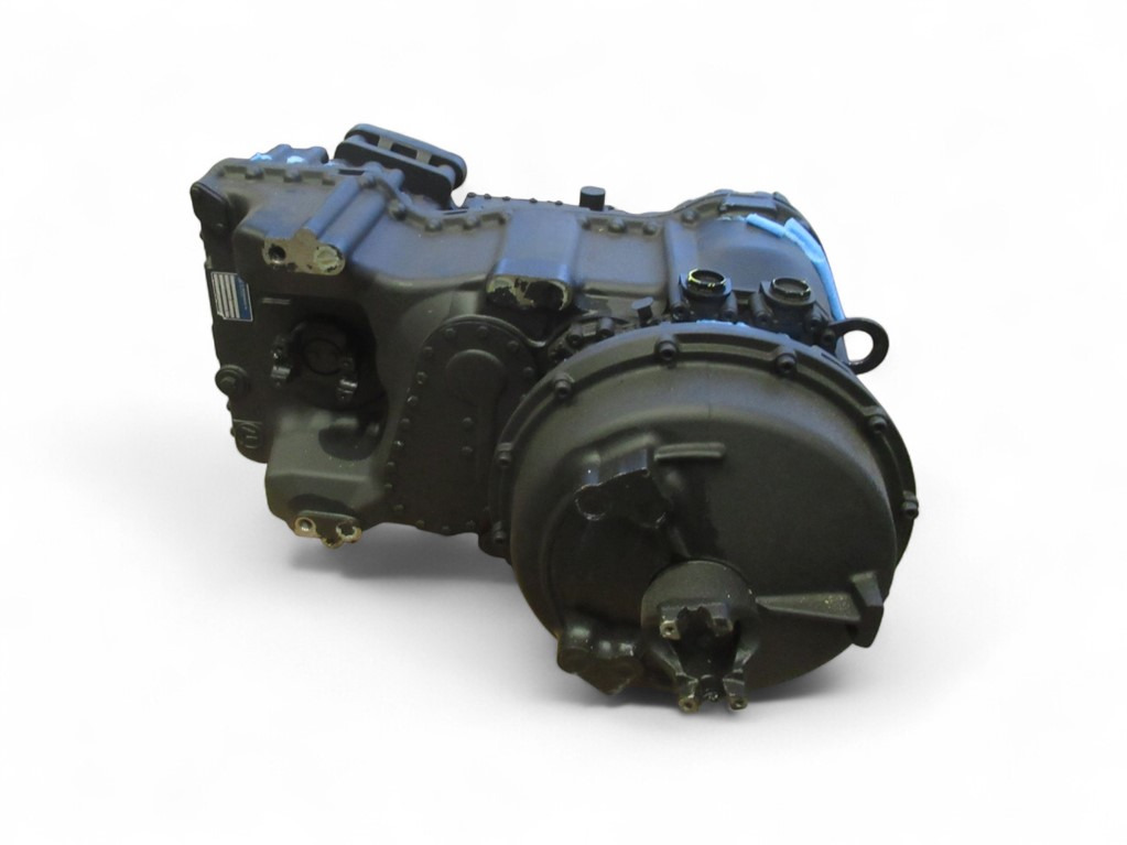 Case 361424A1R - 361424A1 - Gearbox for Construction machinery: picture 1 Case 361424A1R - 361424A1 - Gearbox for Construction machinery: picture 1