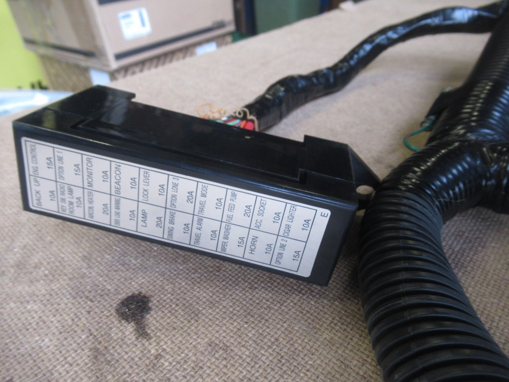 New Cables/ Wire harness for Construction machinery Case KAR10360 -: picture 7 New Cables/ Wire harness for Construction machinery Case KAR10360 -: picture 7