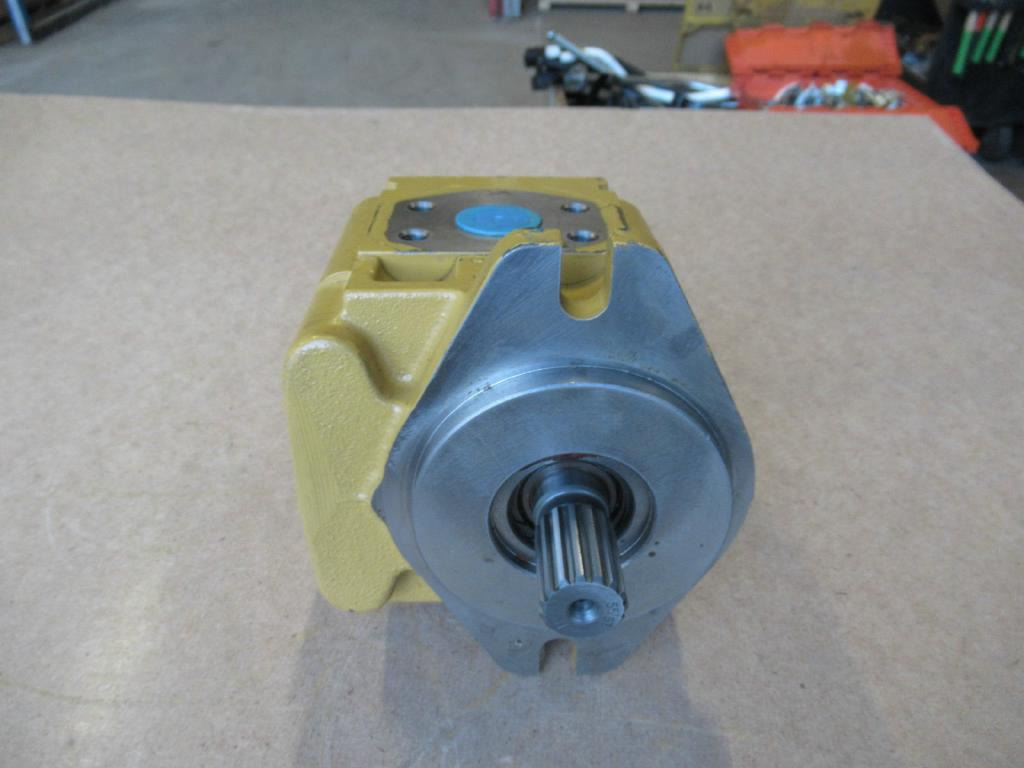 Caterpillar 4188372 - Hydraulic pump for Construction machinery: picture 3 Caterpillar 4188372 - Hydraulic pump for Construction machinery: picture 3