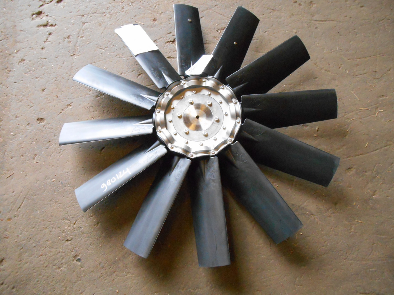 Caterpillar 5348410 - 2101350 - Fan for Construction machinery: picture 1 Caterpillar 5348410 - 2101350 - Fan for Construction machinery: picture 1