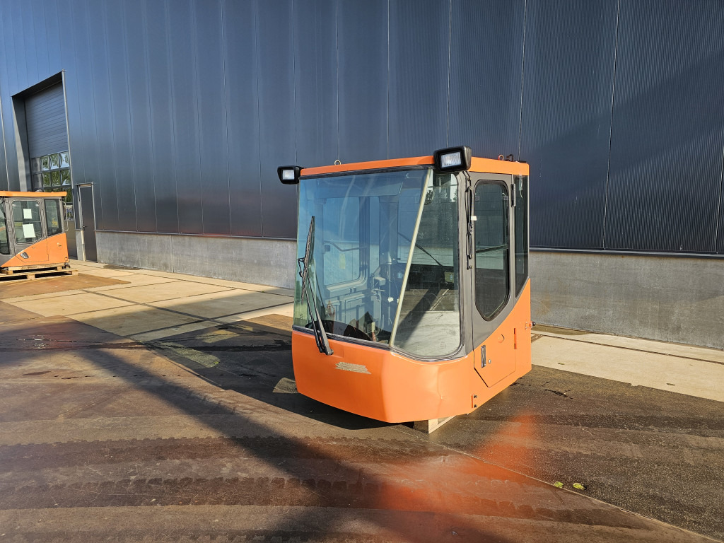 Doosan 220101-00071B - 220101-00071B - Cab for Construction machinery: picture 1 Doosan 220101-00071B - 220101-00071B - Cab for Construction machinery: picture 1