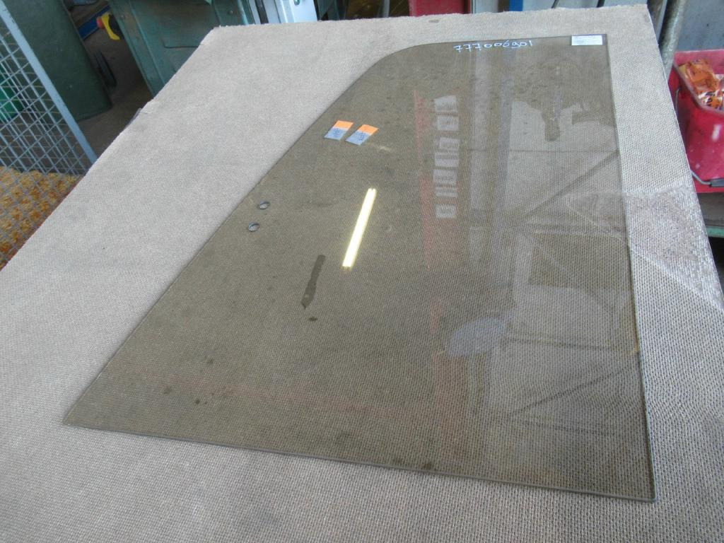 Hitachi 71466334 - - Window and parts for Construction machinery: picture 2 Hitachi 71466334 - - Window and parts for Construction machinery: picture 2