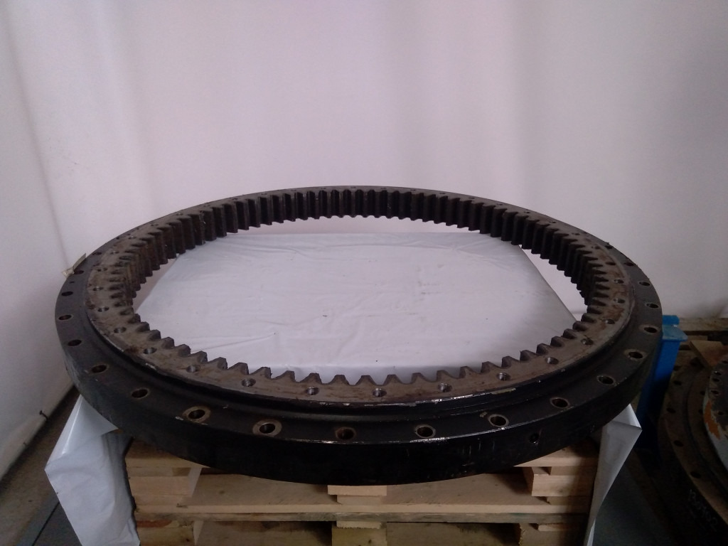 Hitachi 9154037 - Slewing ring for Construction machinery: picture 1 Hitachi 9154037 - Slewing ring for Construction machinery: picture 1
