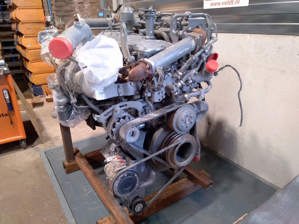Isuzu 6UZ1XZSA-01B (AL) - - Engine for Construction machinery: picture 3 Isuzu 6UZ1XZSA-01B (AL) - - Engine for Construction machinery: picture 3