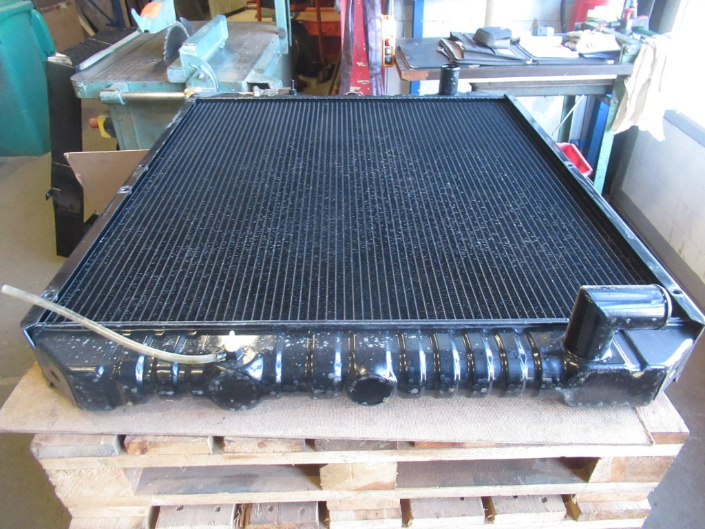New Holland 4373720 - Radiator for Construction machinery: picture 3 New Holland 4373720 - Radiator for Construction machinery: picture 3