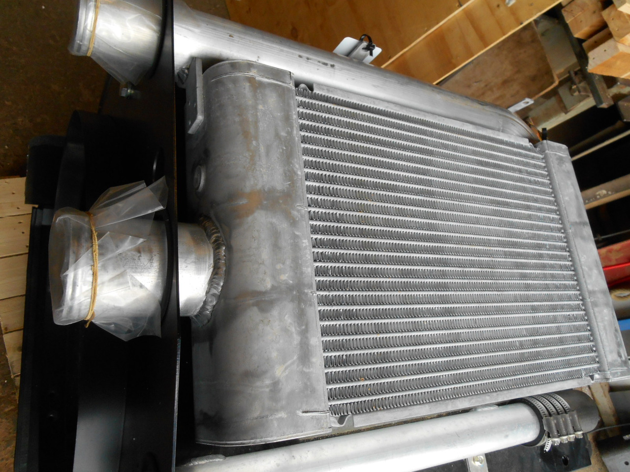 New Holland 84487933 - Intercooler for Construction machinery: picture 2 New Holland 84487933 - Intercooler for Construction machinery: picture 2