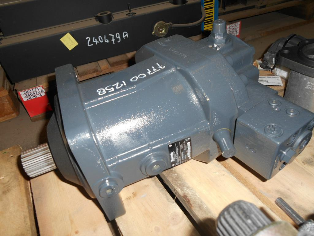 New Holland 8912707 - E195W WE190 WE210 - Hydraulic motor for Construction machinery: picture 4 New Holland 8912707 - E195W WE190 WE210 - Hydraulic motor for Construction machinery: picture 4