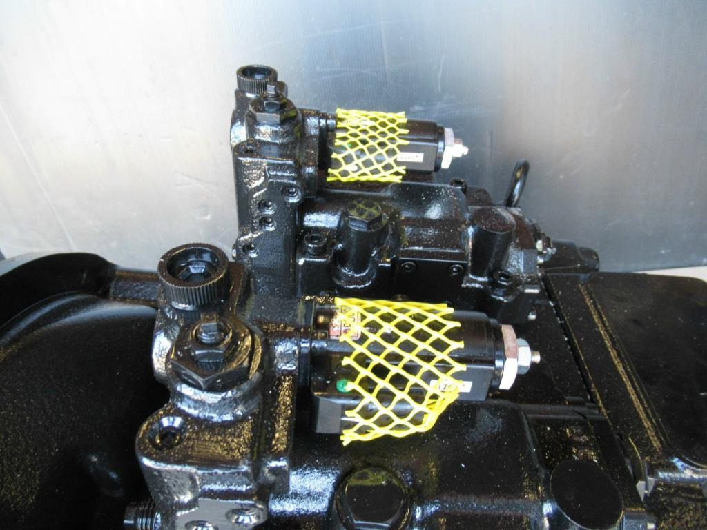 New Hydraulic pump for Construction machinery New Holland LS10V00005F3 - 72216529: picture 9