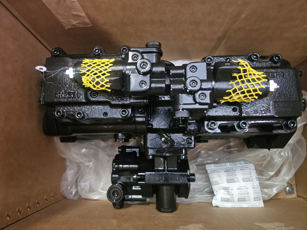 New Holland YB10V00005F4 - YB10V00006F2 - Hydraulic pump for Construction machinery: picture 1 New Holland YB10V00005F4 - YB10V00006F2 - Hydraulic pump for Construction machinery: picture 1