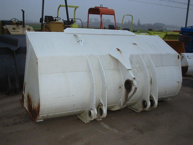 O&K RS-09.04-075 - - Loader bucket: picture 2 O&K RS-09.04-075 - - Loader bucket: picture 2