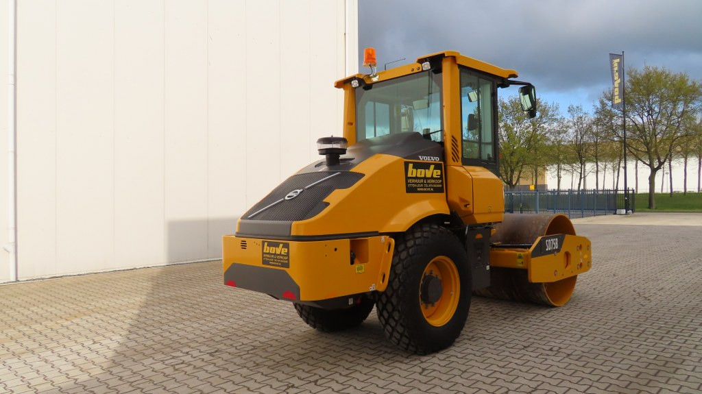 Volvo SD 75 B - Compactor: picture 2 Volvo SD 75 B - Compactor: picture 2