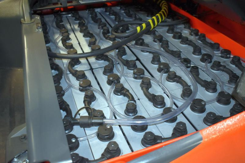 Linde E 30/600 H 1252 - Electric forklift: picture 5 Linde E 30/600 H 1252 - Electric forklift: picture 5