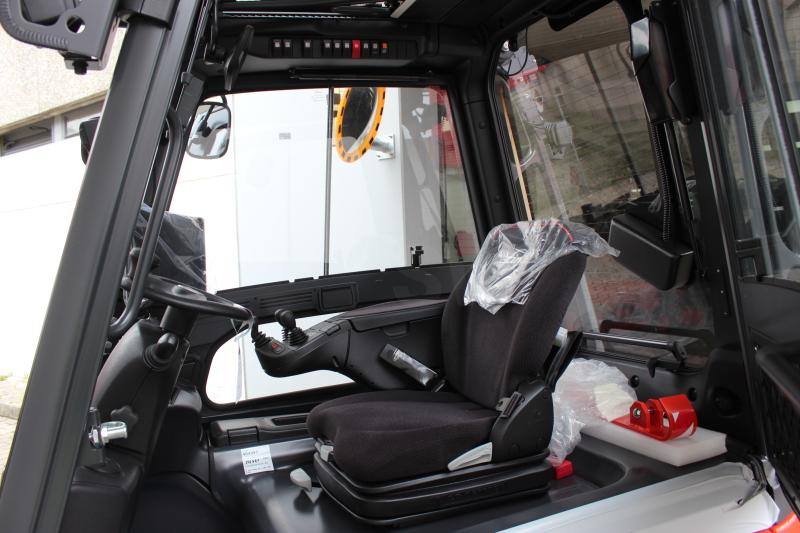 Linde E 30/600 HL 387 - Electric forklift: picture 3 Linde E 30/600 HL 387 - Electric forklift: picture 3