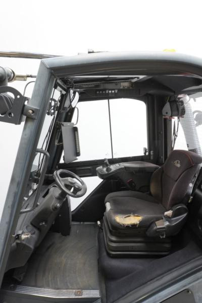 Linde H 35 T EVO 393-02 - LPG forklift: picture 3 Linde H 35 T EVO 393-02 - LPG forklift: picture 3
