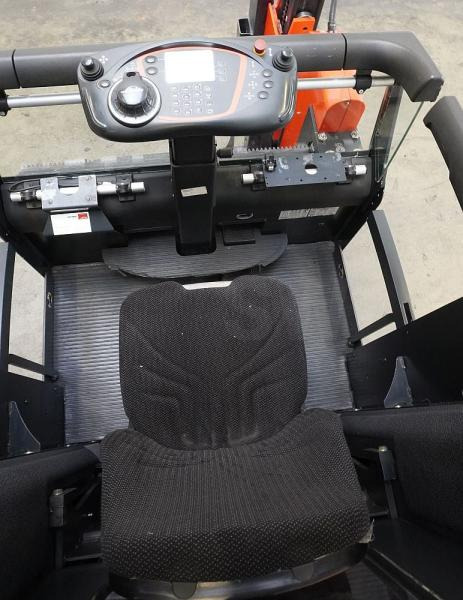 Linde K 11 011 - Order picker: picture 3 Linde K 11 011 - Order picker: picture 3