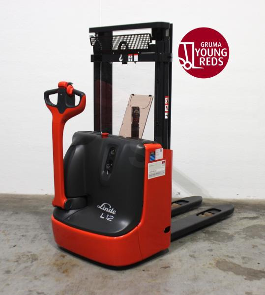 Linde L 12 1172 - Stacker: picture 1 Linde L 12 1172 - Stacker: picture 1