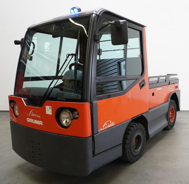 Linde P 250 127 - Tow tractor: picture 1 Linde P 250 127 - Tow tractor: picture 1