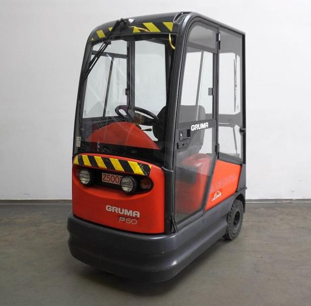 Linde P 60 Z 126 - Tow tractor: picture 1 Linde P 60 Z 126 - Tow tractor: picture 1
