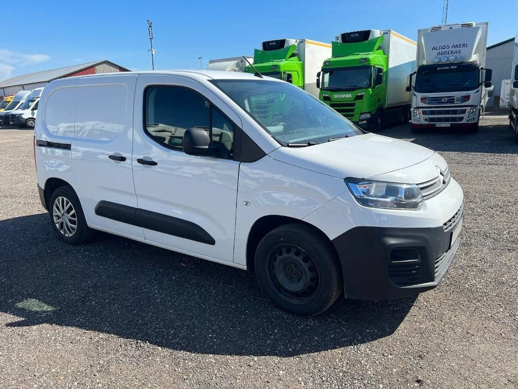 Citroën Berlingo serie 5445 - Small van: picture 2 Citroën Berlingo serie 5445 - Small van: picture 2