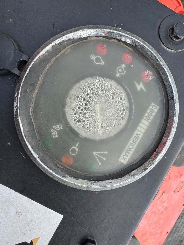 Case Vibromax 152k - Compactor: picture 3 Case Vibromax 152k - Compactor: picture 3
