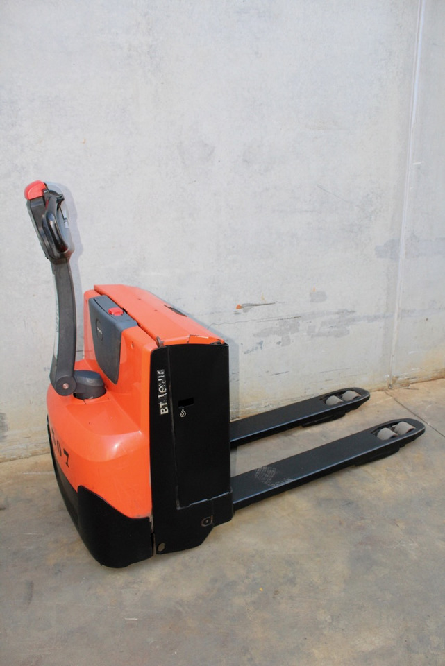 BT LWE 160 - Pallet truck: picture 3 BT LWE 160 - Pallet truck: picture 3
