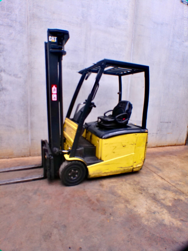 Caterpillar EPI 8CPNT - Electric forklift: picture 3 Caterpillar EPI 8CPNT - Electric forklift: picture 3