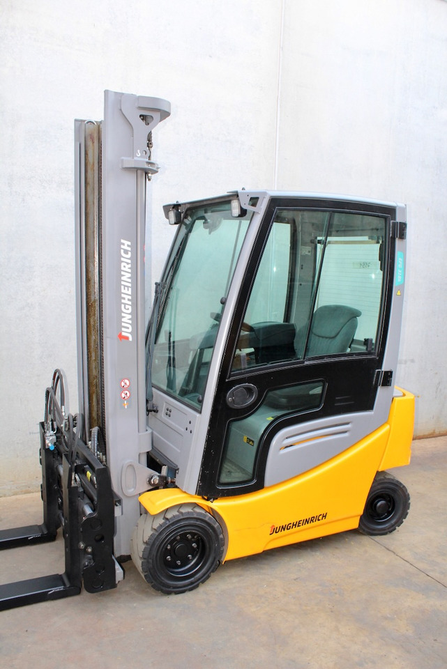 Jungheinrich EFG 318k 370 ZT - Electric forklift: picture 3 Jungheinrich EFG 318k 370 ZT - Electric forklift: picture 3