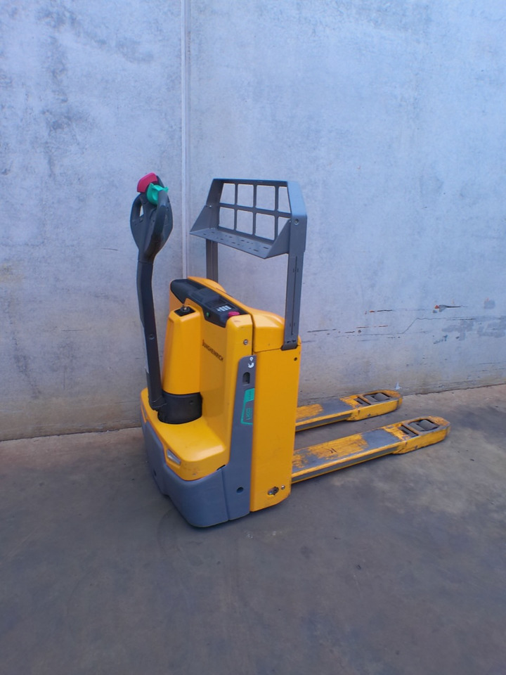 Jungheinrich EJE 116 LI-ION - Pallet truck: picture 3 Jungheinrich EJE 116 LI-ION - Pallet truck: picture 3