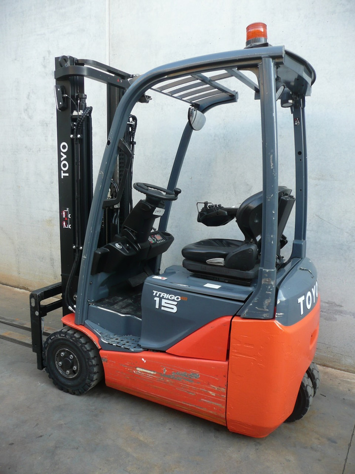Toyota 8FBE15T - Electric forklift: picture 4 Toyota 8FBE15T - Electric forklift: picture 4