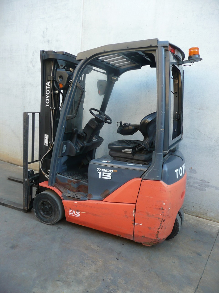Toyota 8FBE15T - Electric forklift: picture 4 Toyota 8FBE15T - Electric forklift: picture 4