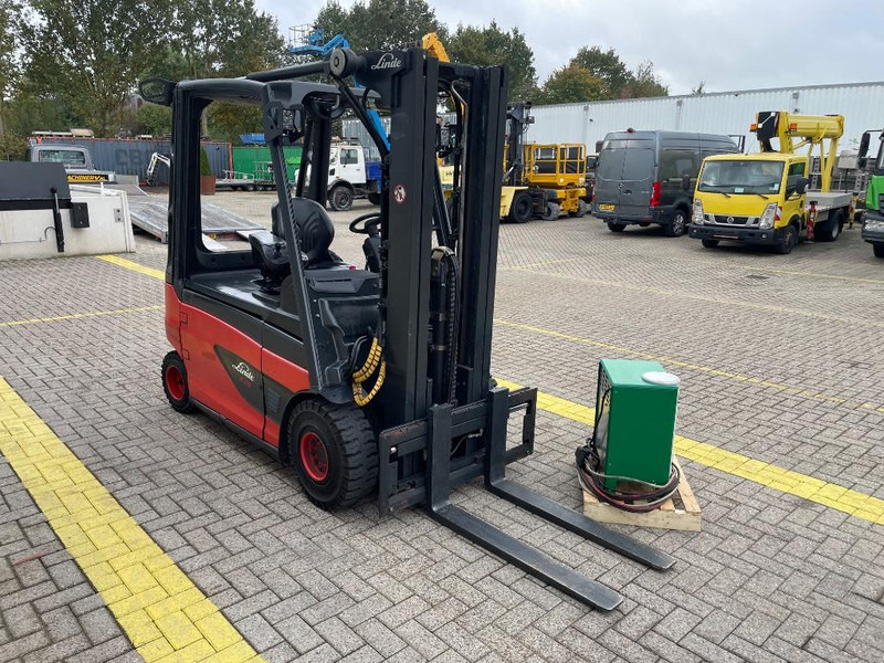 Linde E 25 L-01 - Electric forklift: picture 5 Linde E 25 L-01 - Electric forklift: picture 5