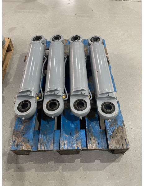 Menzi Muck Cilinders - Hydraulics for Agricultural machinery: picture 4 Menzi Muck Cilinders - Hydraulics for Agricultural machinery: picture 4