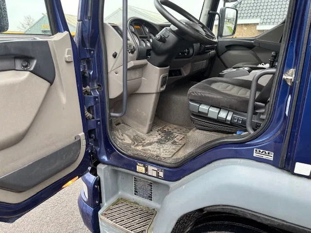 Curtainsider truck DAF LF 45 210 curtainslider open top roof steel transport MOT 04-2026: picture 15 Curtainsider truck DAF LF 45 210 curtainslider open top roof steel transport MOT 04-2026: picture 15