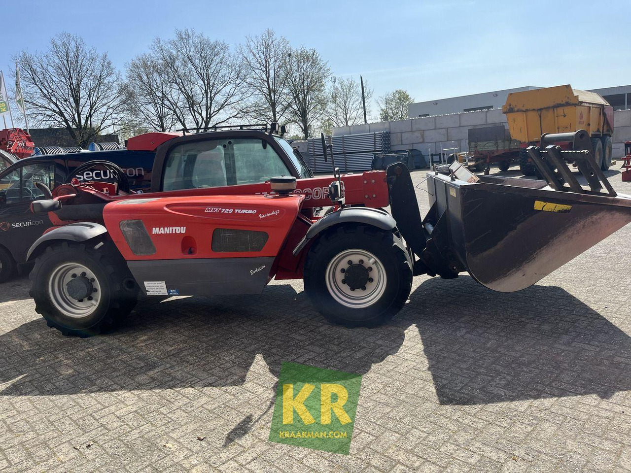729 Manitou - Telescopic handler: picture 5 729 Manitou - Telescopic handler: picture 5