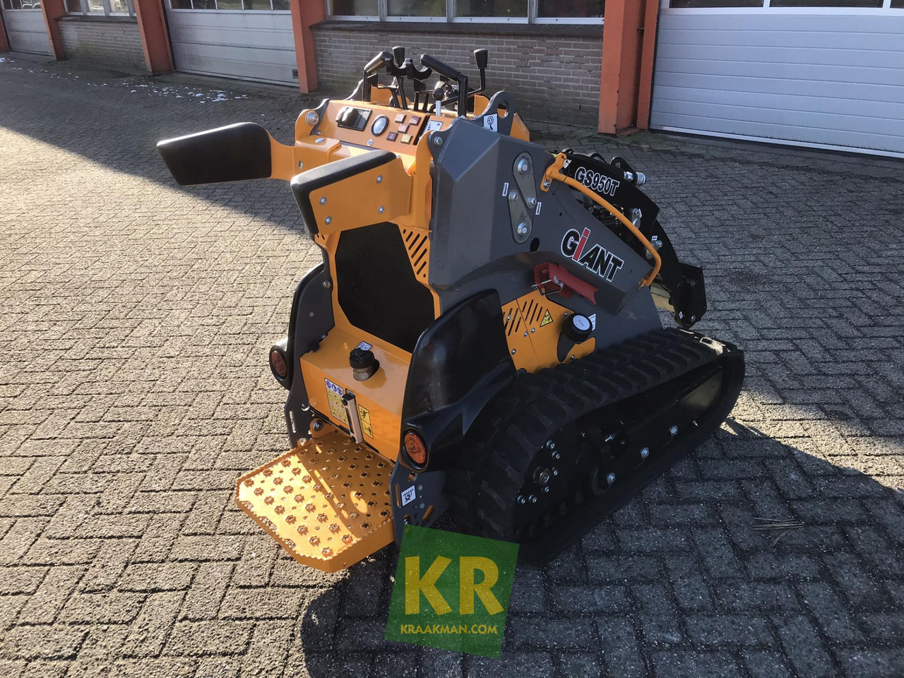 GS950T Giant - Skid steer loader: picture 4 GS950T Giant - Skid steer loader: picture 4