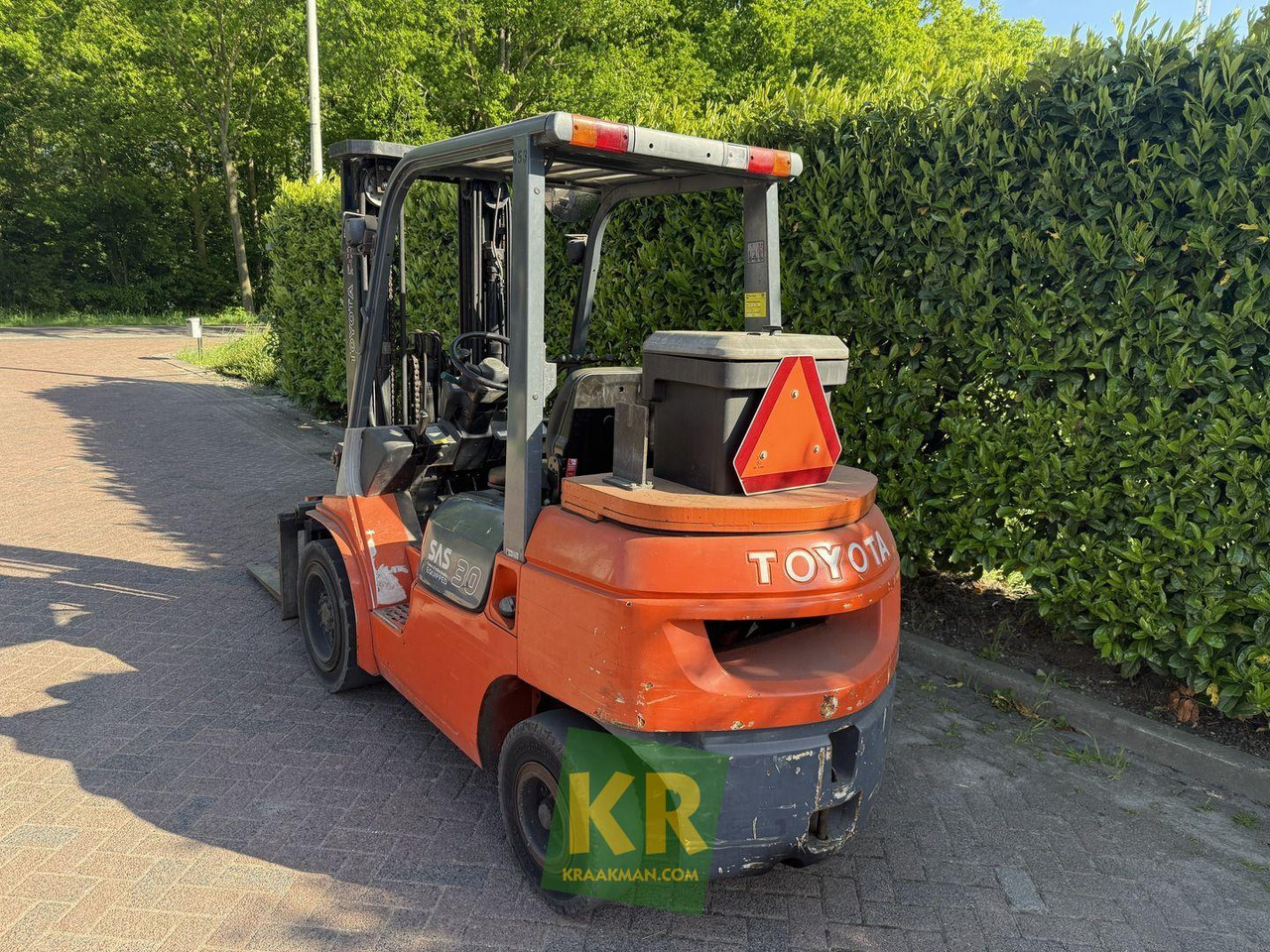Toyota SAS30 Diesel heftruck - Diesel forklift: picture 2 Toyota SAS30 Diesel heftruck - Diesel forklift: picture 2