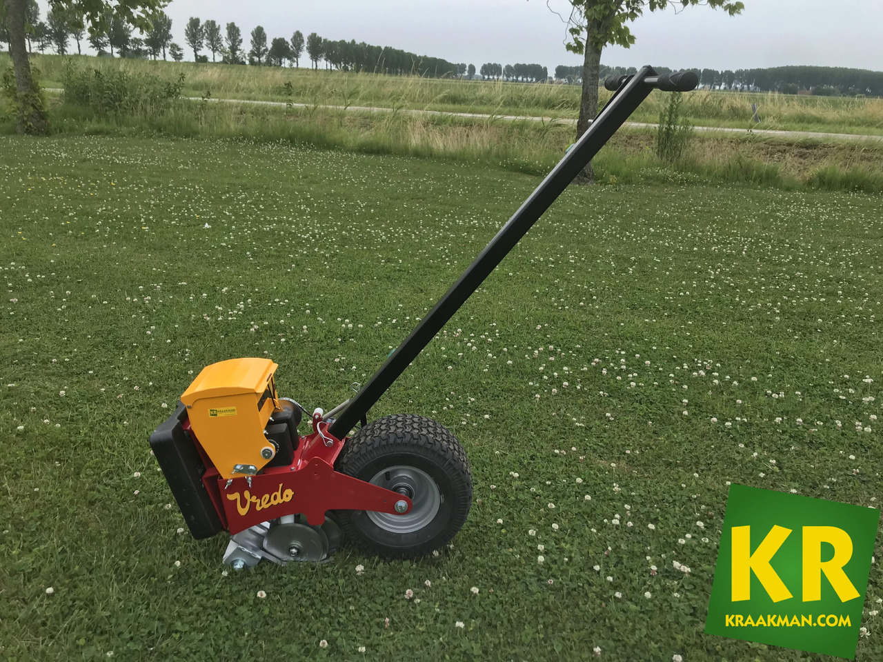 Turf Buddy Vredo - Seed drill: picture 1 Turf Buddy Vredo - Seed drill: picture 1