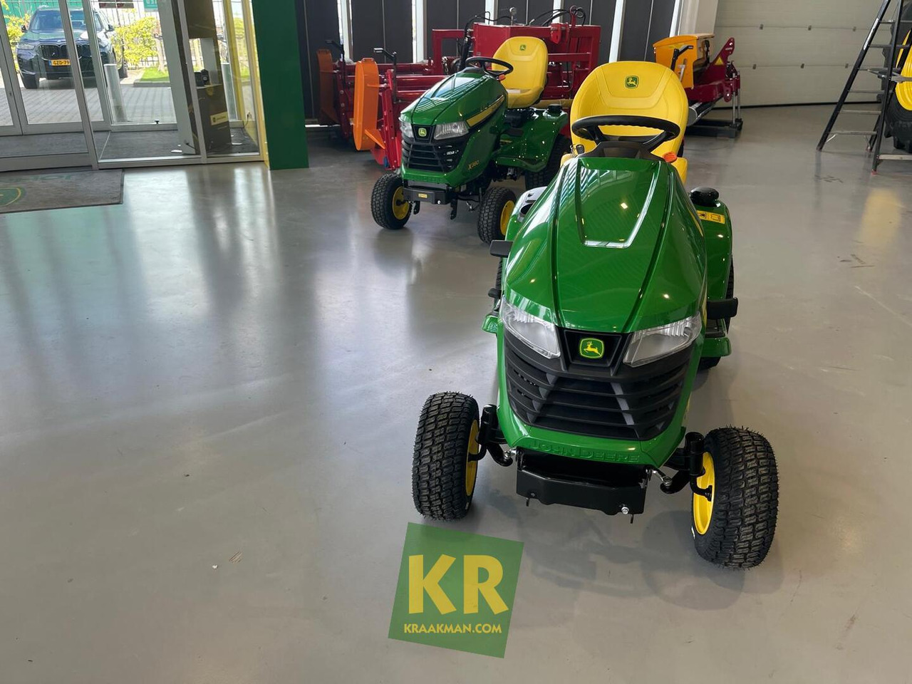 X380 John Deere - Garden mower: picture 3 X380 John Deere - Garden mower: picture 3