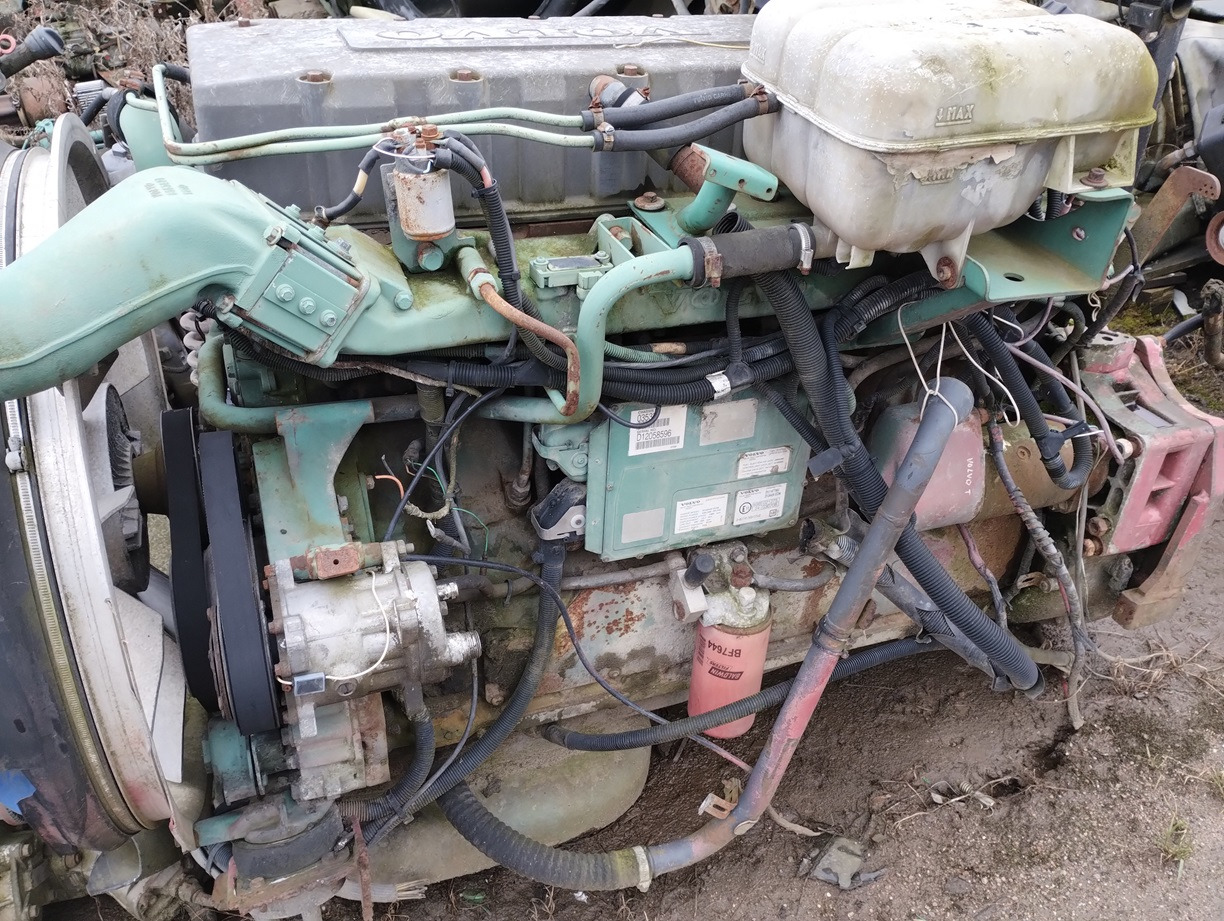 VOLVO FH12 FM12 FL10 FM10 D12A420 D12D380 8500, 8700, 9700, 9900, B12 - Engine and parts for Truck: picture 4 VOLVO FH12 FM12 FL10 FM10 D12A420 D12D380 8500, 8700, 9700, 9900, B12 - Engine and parts for Truck: picture 4
