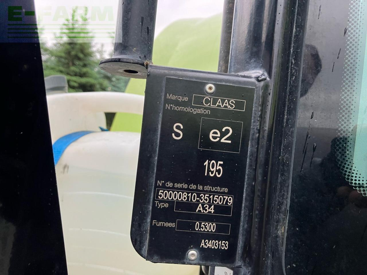 Farm tractor CLAAS ARION 530: picture 14