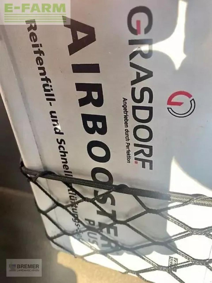 Farm tractor CLAAS arion 620 c C: picture 20