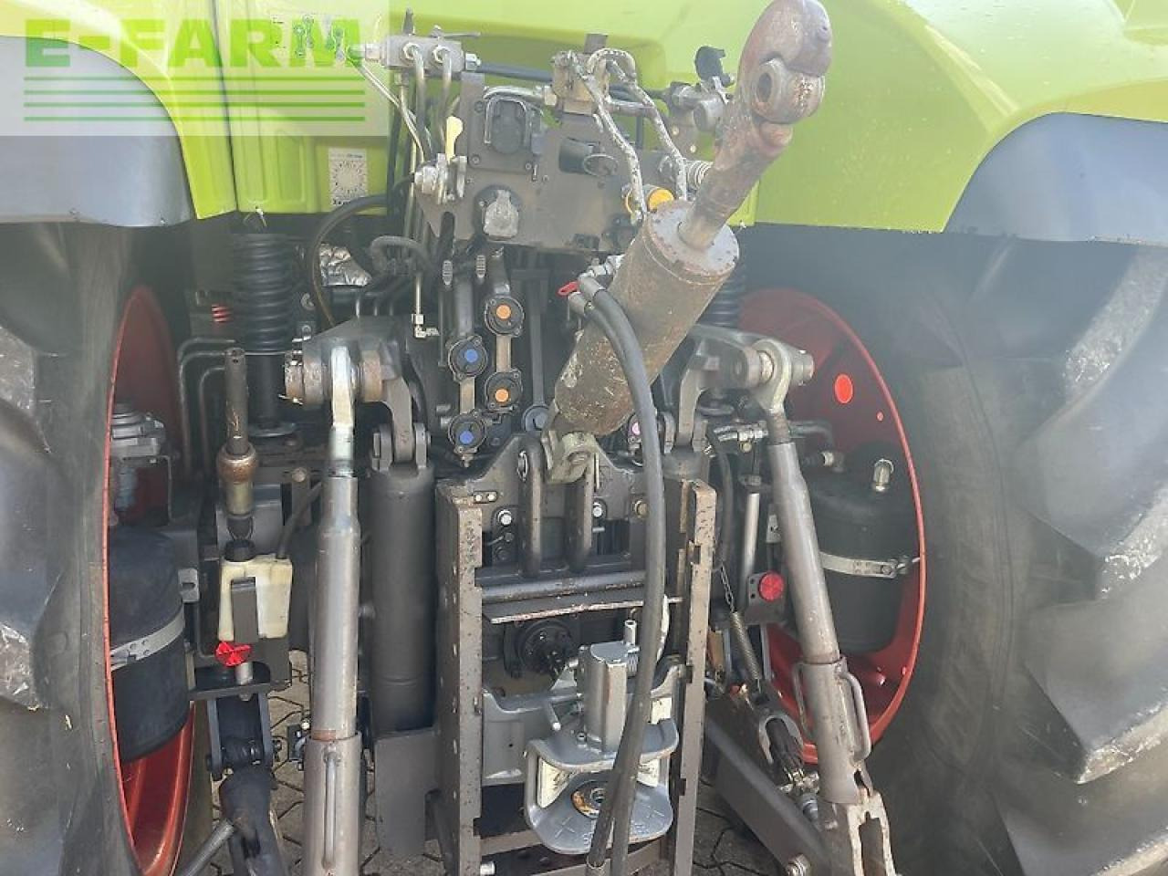 Farm tractor CLAAS arion 650 hexashift: picture 8